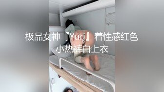  双飞极品粉穴漂亮女技师 两个无毛小骚货轮流女上骑乘大屌上肆意扭动腰肢