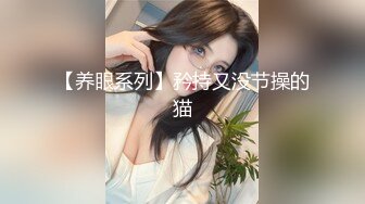 【新片速遞 】  美眉 在沙发上抱着双腿被无套爆菊花 屁眼都操出了大洞洞 姿势还蛮享受 看来经常插习惯了 