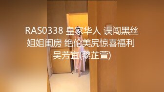    白丝小女友，年轻粉嫩玩的开，全程露脸跟纹身小哥激情啪啪，无套抽插，压在身下爆草浪叫呻吟