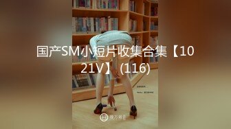 菜原菜菜子在奶吧服务了一个男人，把她凸出的乳头塞到他的脸上。