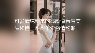  小李寻欢酒店约操骚熟女，掏出奶子吸吮狂揉穴，先给屌刮毛再操，双腿肩上扛大力输出